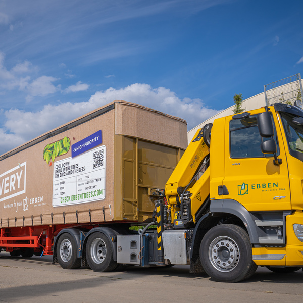 Bomen transporteren, laden en lossen